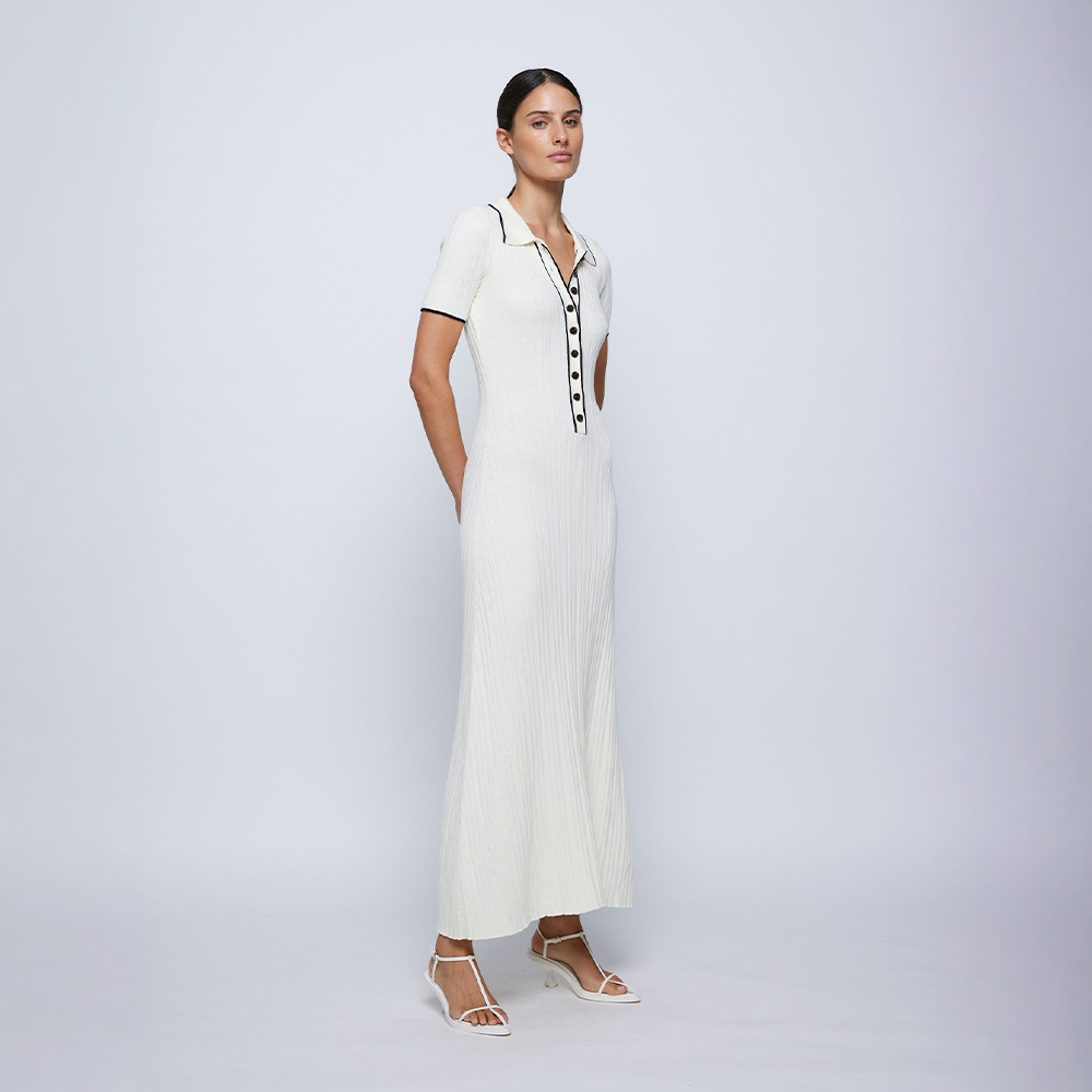 Clara | Classic Elegance