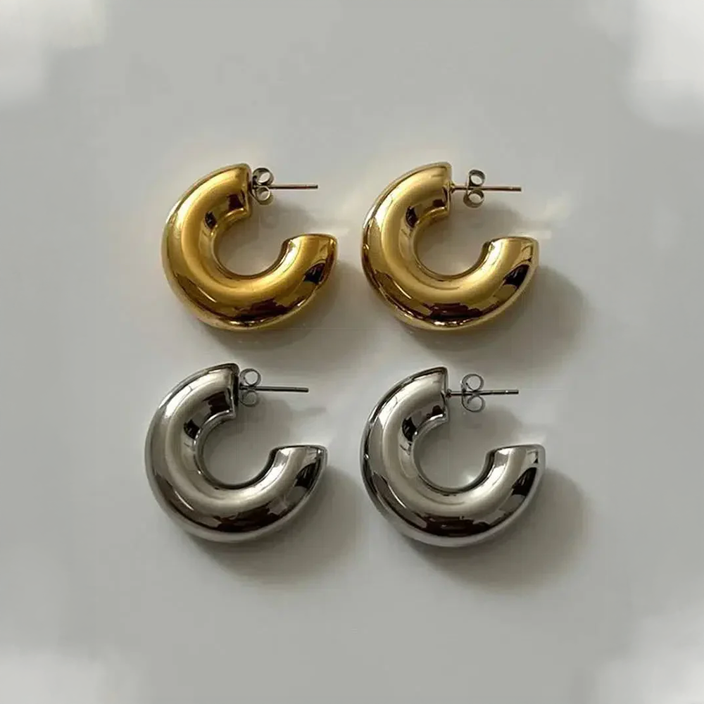 Améria | Thick Hoop Earrings in Modern Design