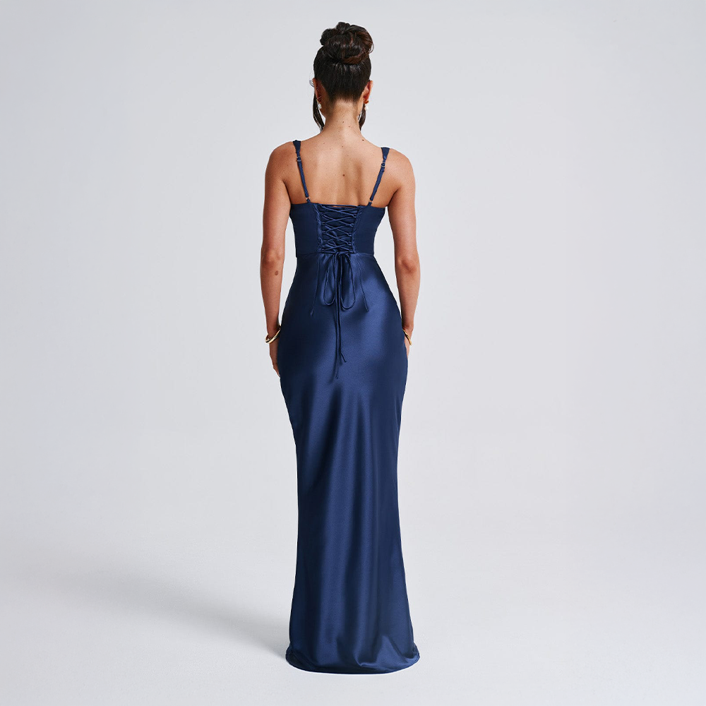 Solandra | Satin Silhouette