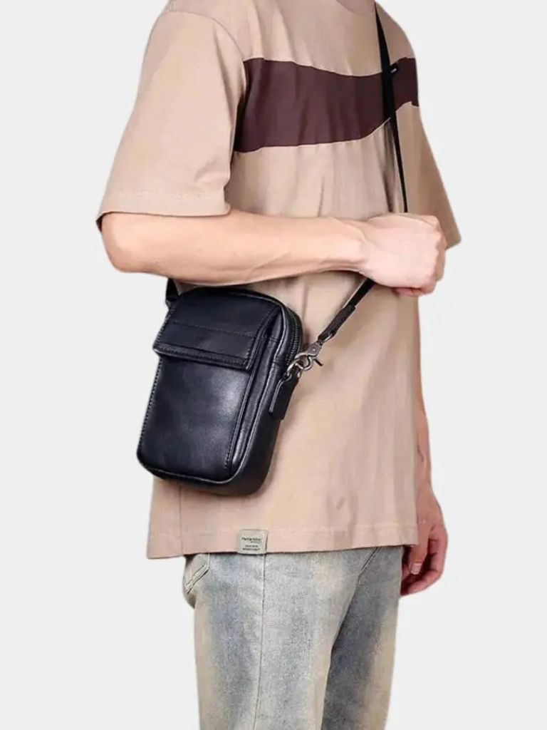 Rowan Essential Leather Crossbody Bag