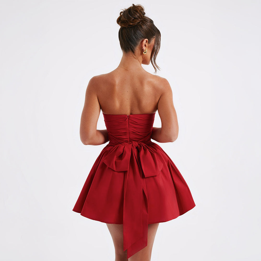 Adèle | Voluptuous Elegance