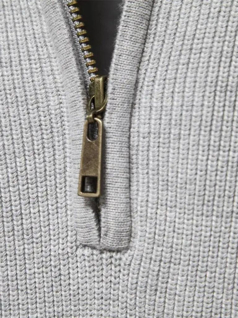 Elegant Zip-Up Sweater - Rowan