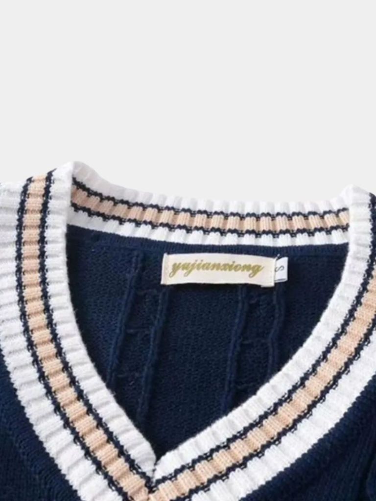 Elegant Knit Vest with V-Neck - Rowan
