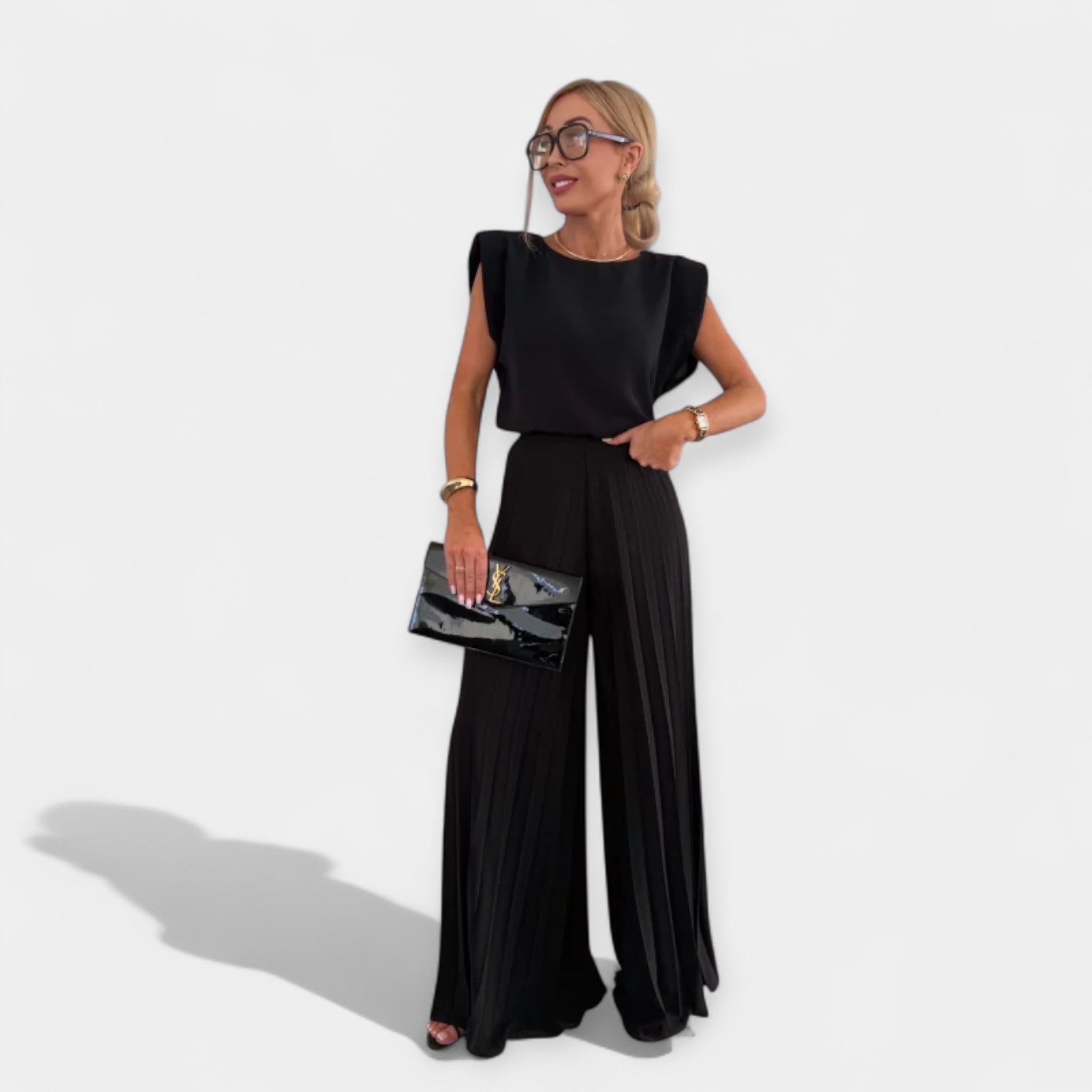 Summer Outfit: Top and Pants Set